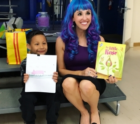 https://whimsicalworldbooks.com/wp-content/gallery/bookthe-little-rose/IMG_7377.JPG?t=1565639237