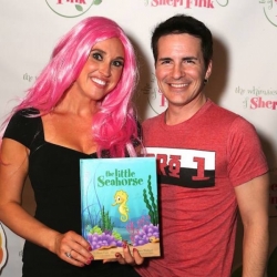 https://whimsicalworldbooks.com/wp-content/gallery/bookthe-little-seahorse/Hal_Sparks_Meets_Sheri_Fink_MTV_Movie_Awards.jpg